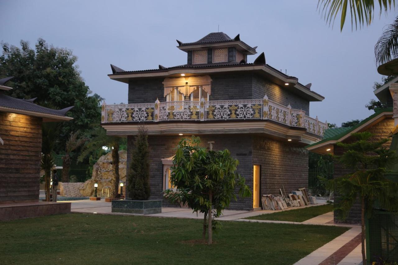 Отель Mann The Palm Retreat Лакхнау Экстерьер фото