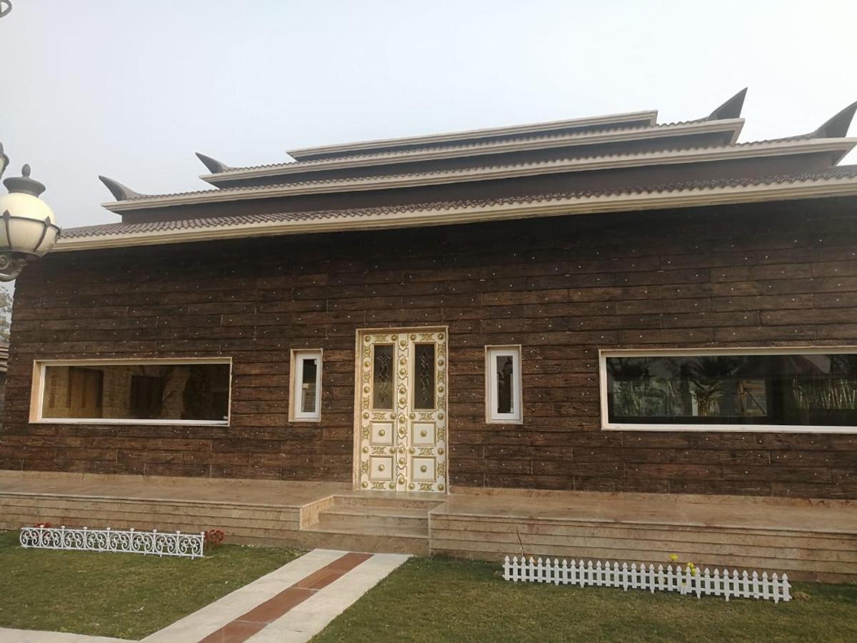 Отель Mann The Palm Retreat Лакхнау Экстерьер фото