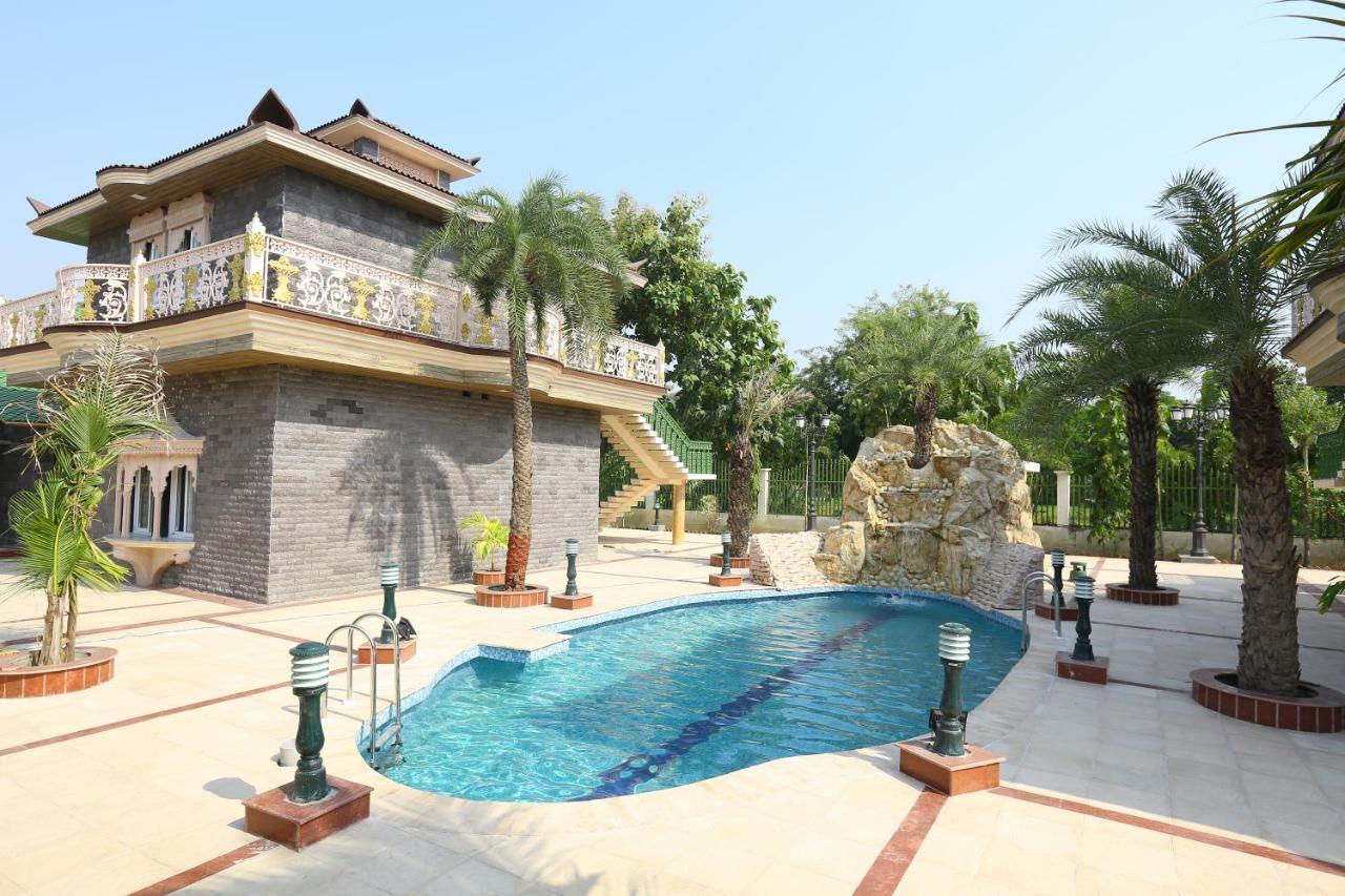 Отель Mann The Palm Retreat Лакхнау Экстерьер фото