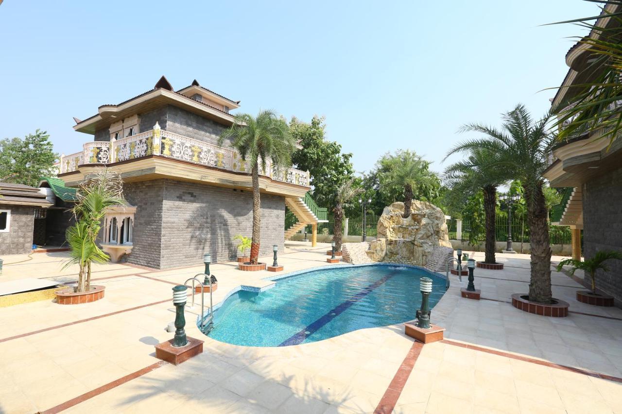 Отель Mann The Palm Retreat Лакхнау Экстерьер фото